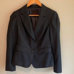 The Limited blazer w/ pockets. No flaws. Size 0.